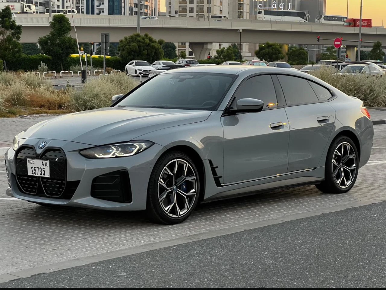 BMW I4 2023 - Sedan Car thumbnail NaN